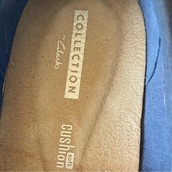 Clarks Navy Suede Slip-On Espadrilles Rubber Grip Sole Size 8 - Picture 7 of 10